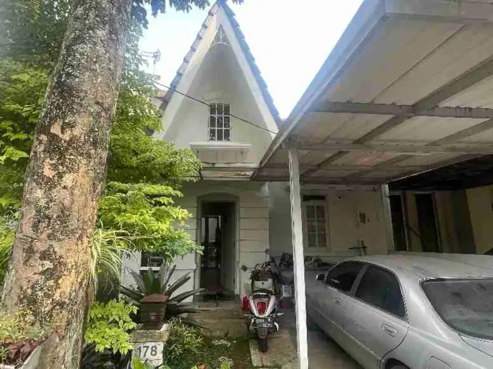 Jual rumah harga miring dalam Cluster di Sentul City.
