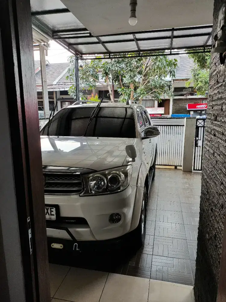Toyota Fortuner 2010 Diesel