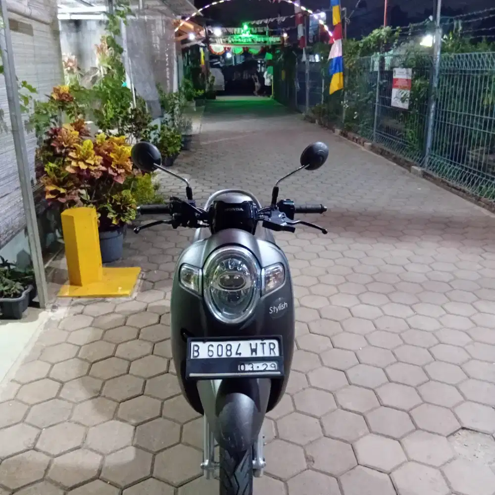 bimsillah jual motor scoopyy tahun 2019