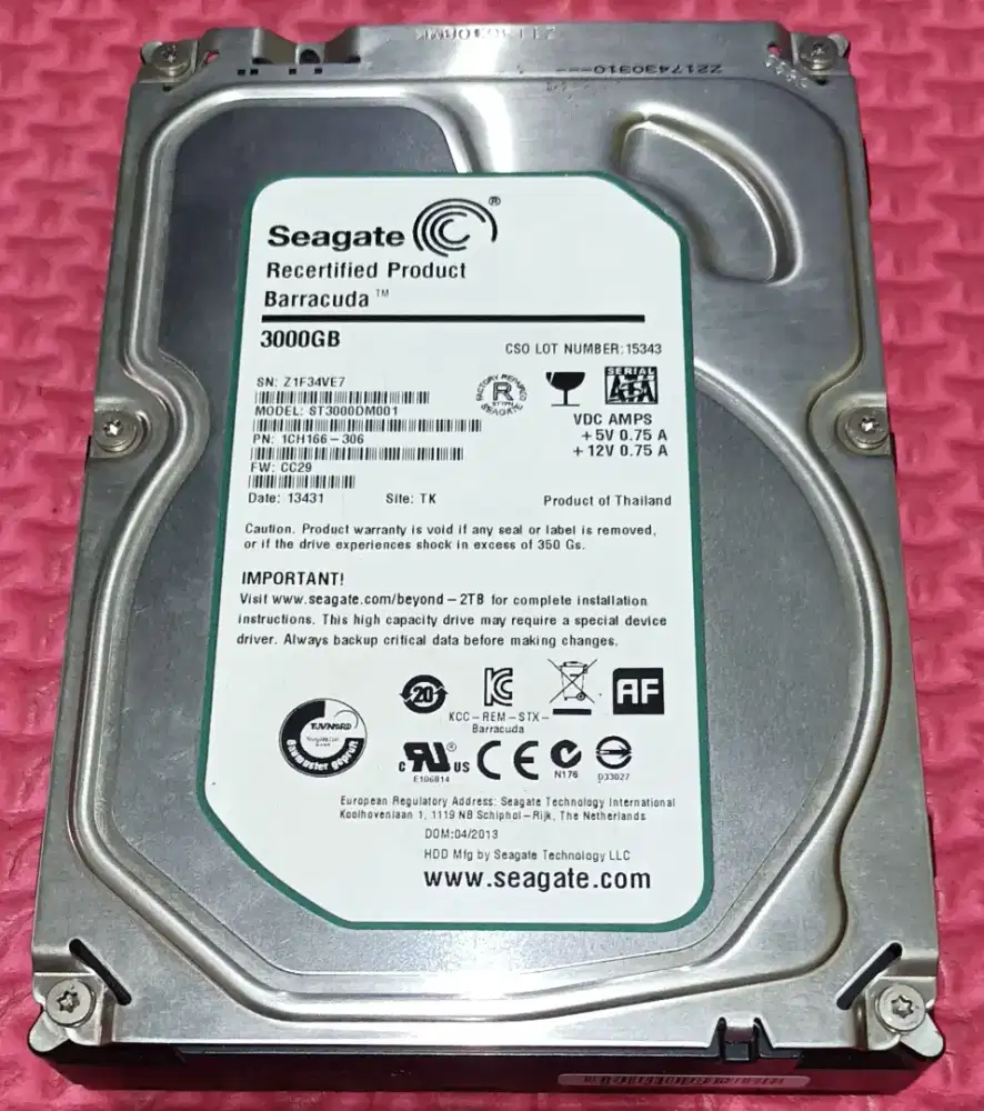 Hardisk PC merk Seagate  3 TB