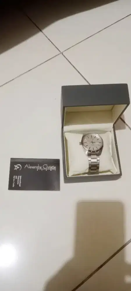 Jyal jam tangan  AC