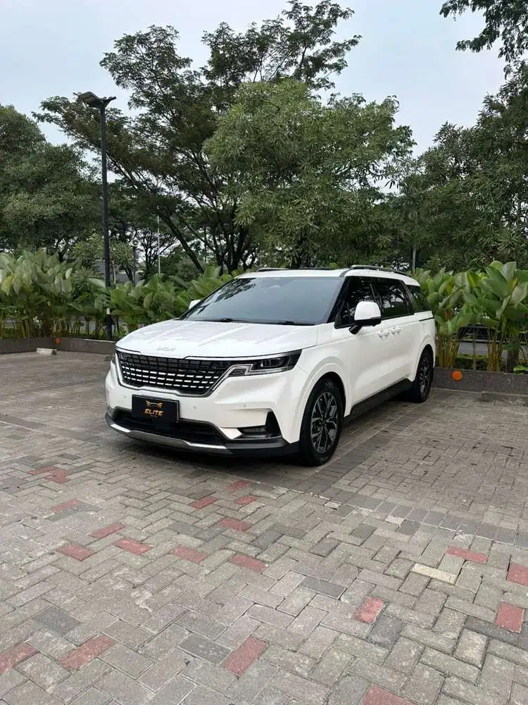 Kia Carnival 2.2 Diesel ( 11 Seats ) 2024
