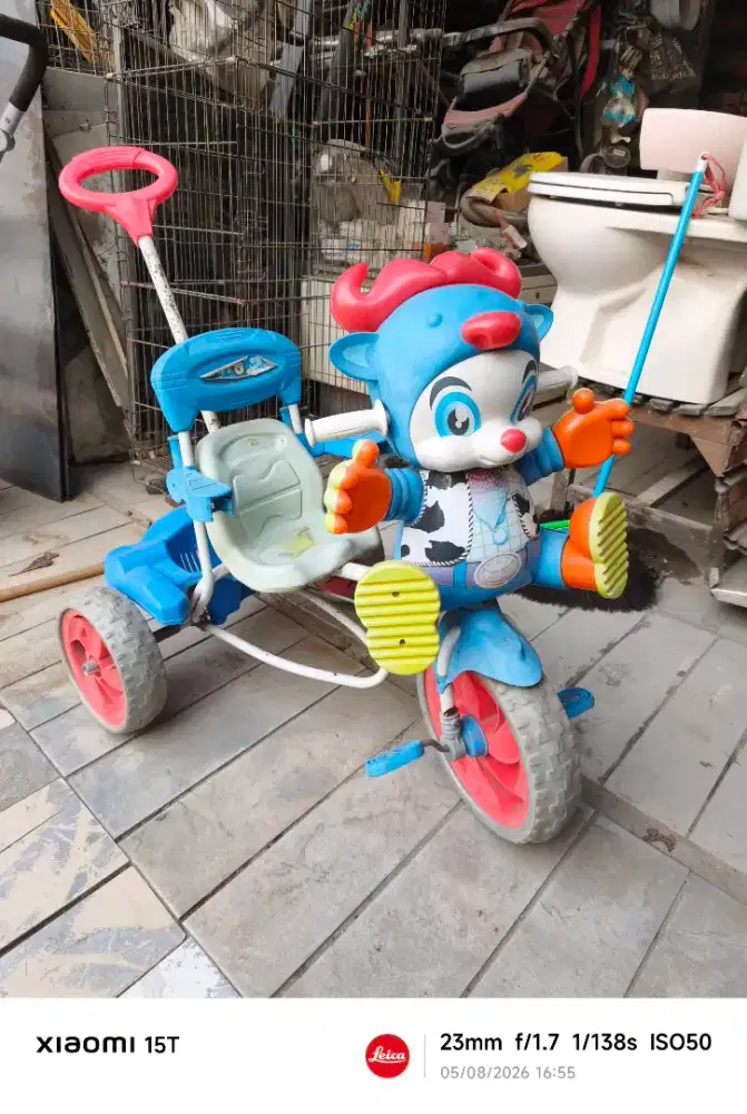 SEPEDA ANAK RODA 3 MUSIK NYALA