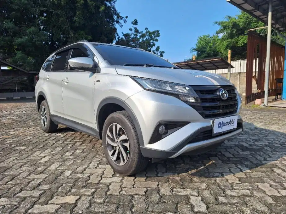 Cash dan Credit Toyota Rush AT 2019 4BJ