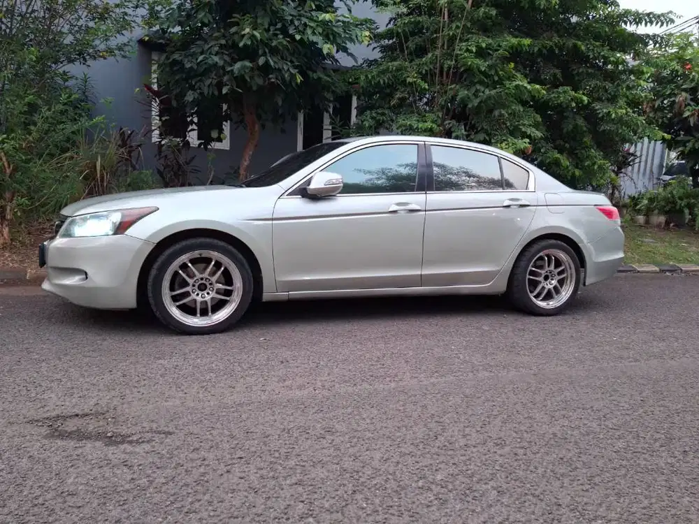 Honda Accord 2.4 VTI-L AT 2010