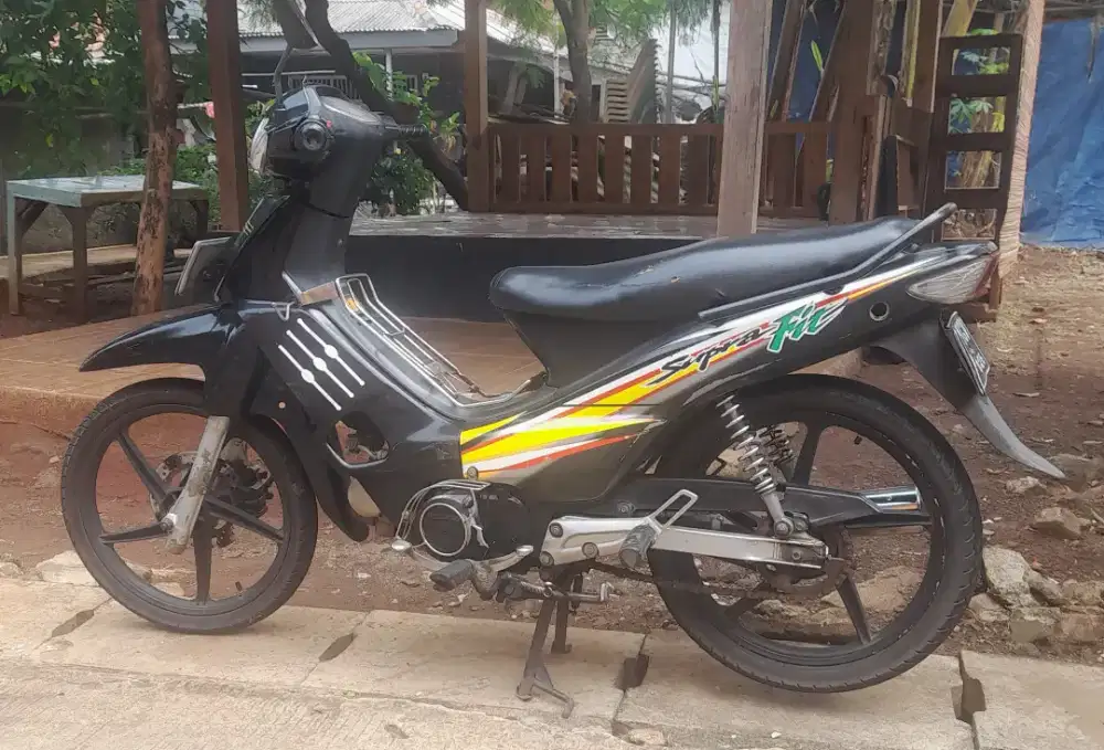 HONDA SUPRA FIT TAHUN 2005