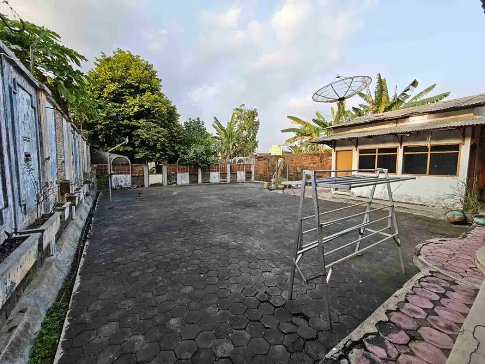 Dijual rumah ada sisa tanah lokasi sukun kota malang