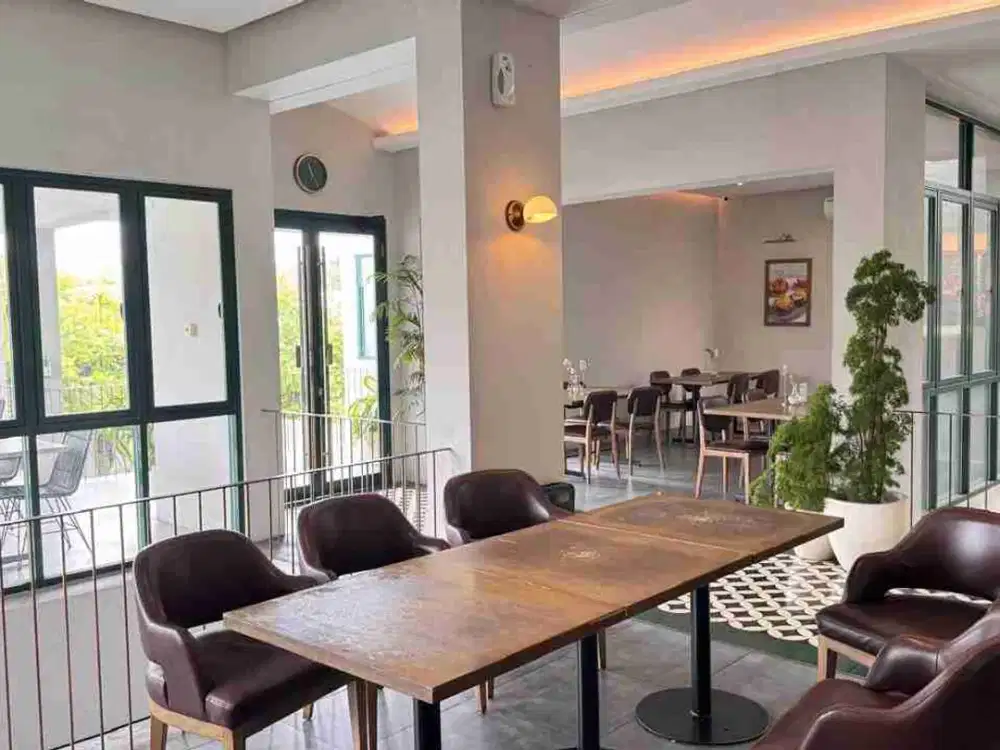 Disewakan Tempat Usaha Ex Resto Raya Dharmahusada Surabaya Timur Strategis Bagus