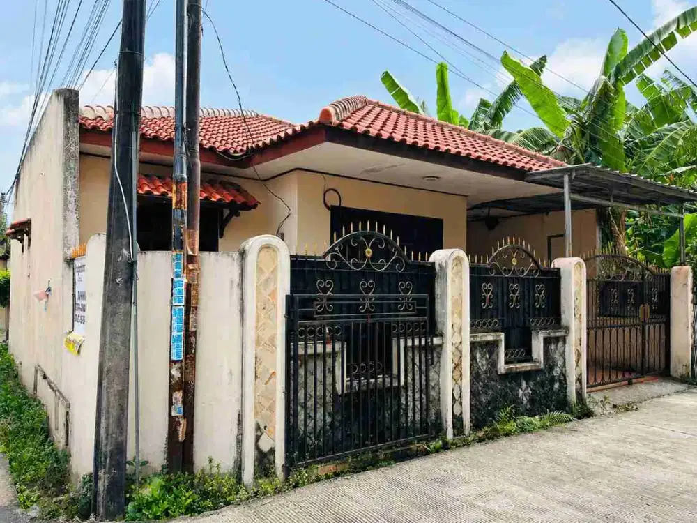DIJUAL – Rumah Semi Furnished Dekat Harapan Indah, Bekasi