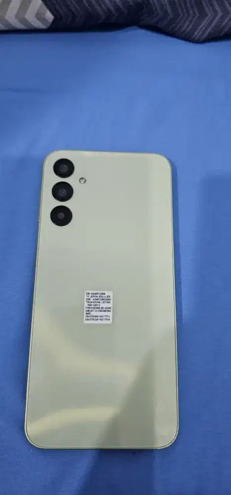 Samsung a24 4G light green