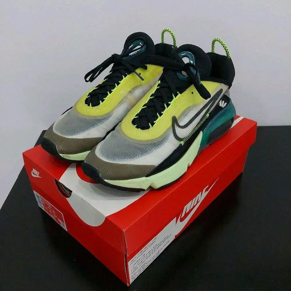 Nike Air Max 2090