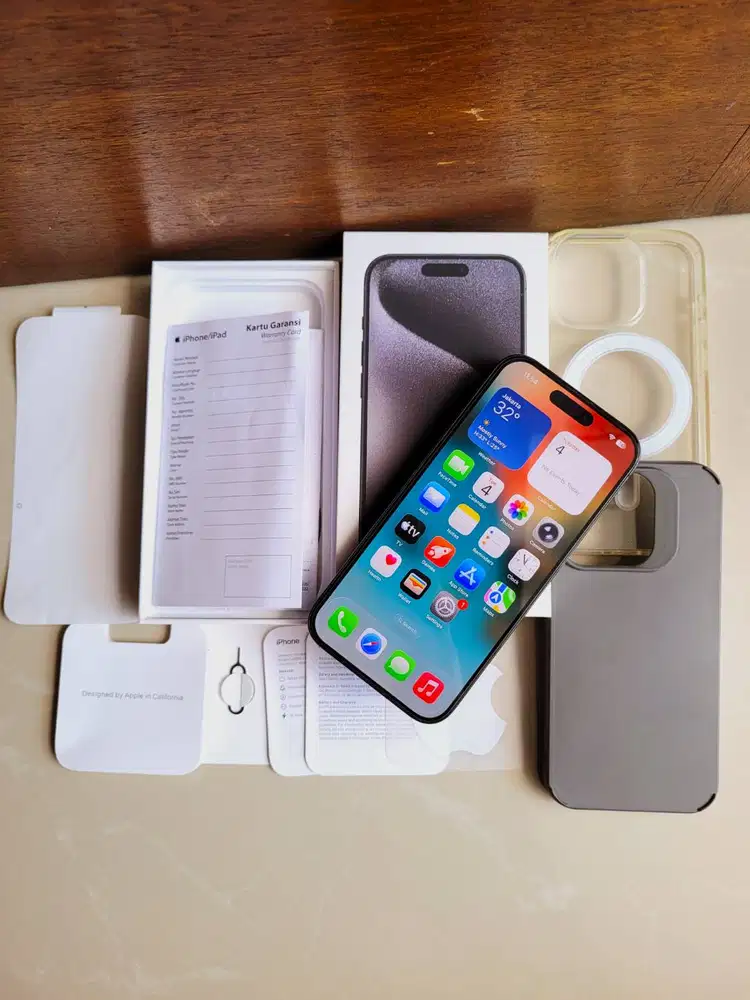 iPhone 15 PRO 128gb iBox Garansi Resmi Preloved Second Mulus Titanium