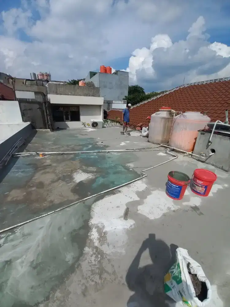 Tukang perbaikan atap bocor,dag,talang,kanopi,renopasi dll