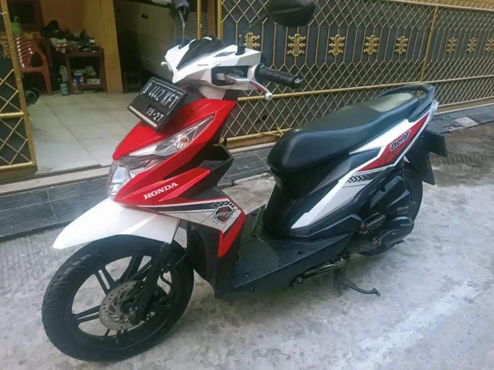 Jual Honda beat ECO 2017 masih orian pjk telat September 2025