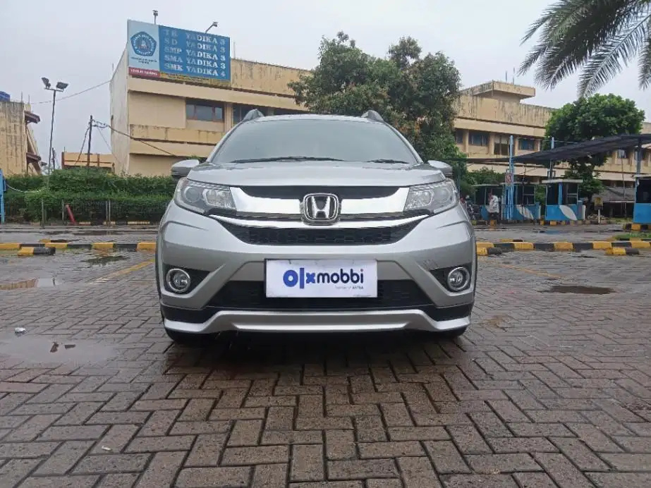 TDP 9, JT Honda BR-V 1.5 Prestige Bensin-AT Abu 2017