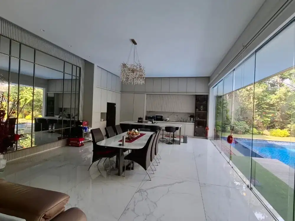 Rumah Mewah Elite With Pool + Lift di Hegarmanah