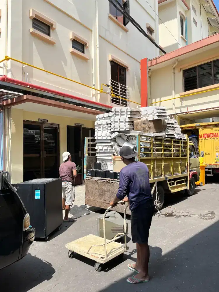 Menerima borongan Elektronik bekas