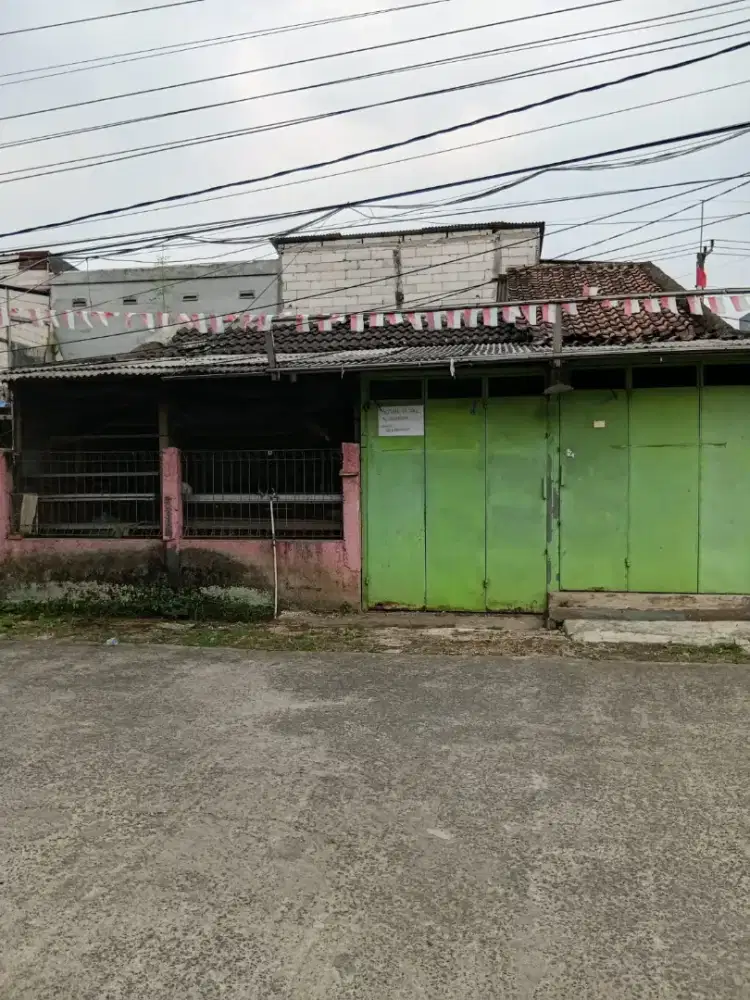 Rumah ini dijual
