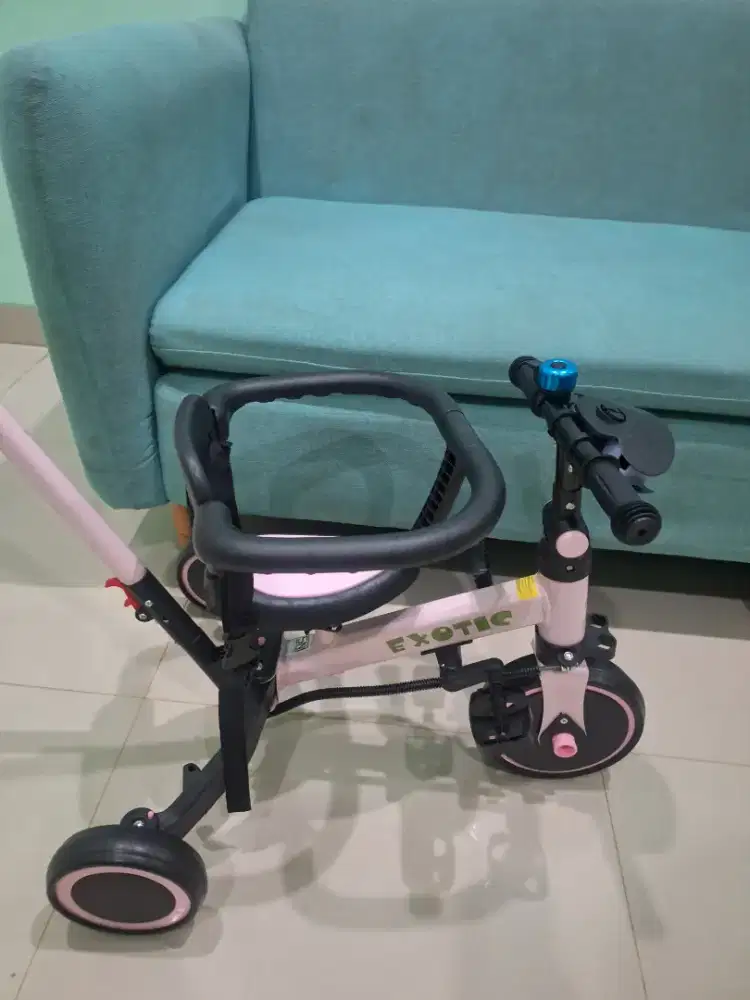 Sepeda balance exotic pink