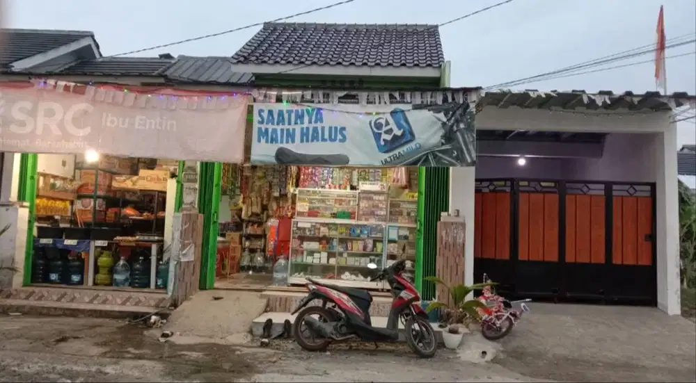 Rumah SHM Hook Pinggir Jalan Utama-bekas warung cocok untuk usaha