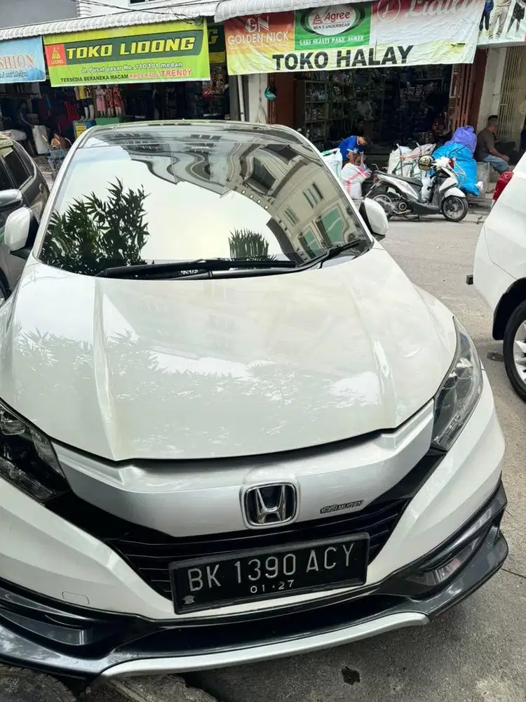 HR-V 1.8 Prestige Mugen Putih Orchid