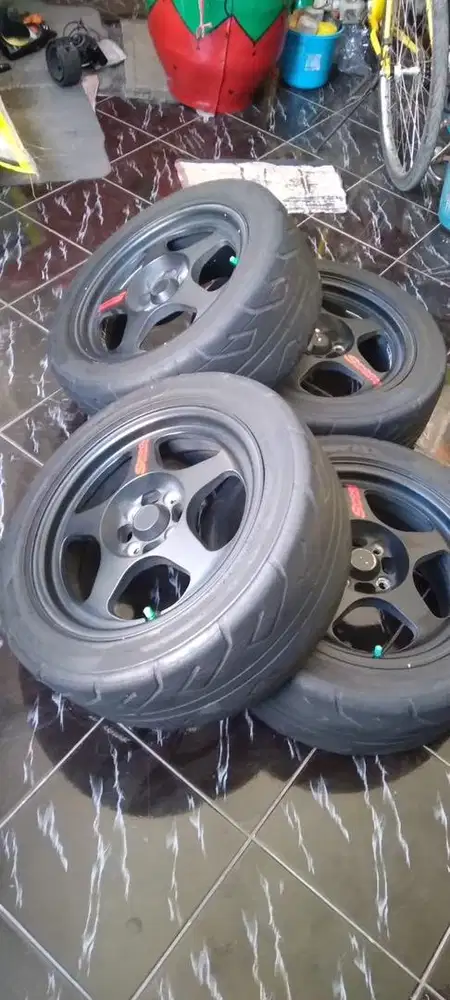 Spoon Ban + Velg  R15