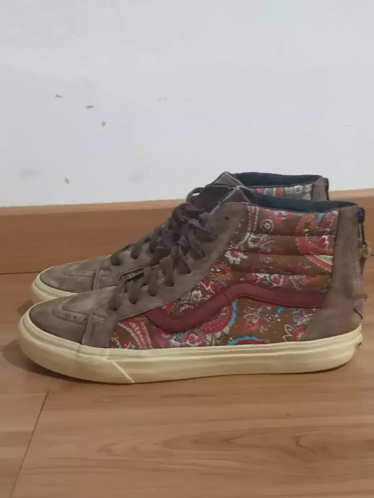 Van's Sk8-Hi Zip Ca Paisley