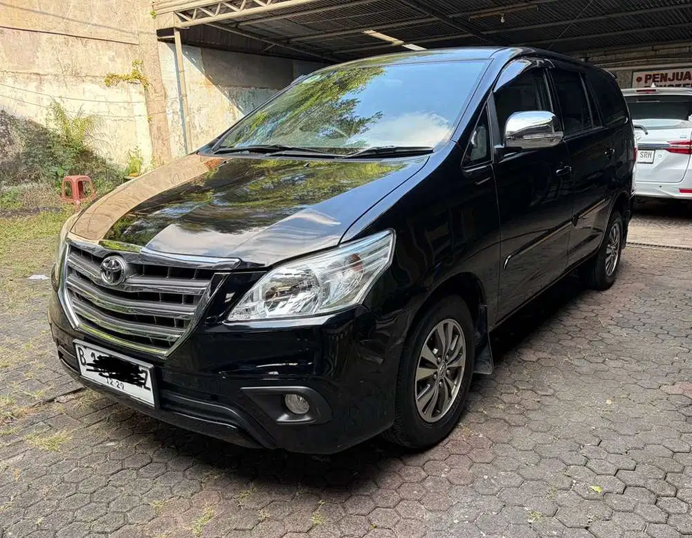 Innova Diesel 2014 70rb KM Captain Seat