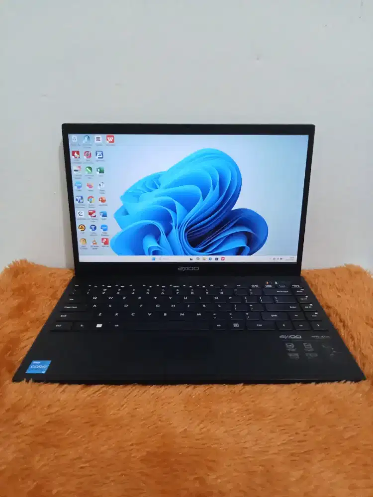 Laptop Axioo Hype JKT48 i3 Gen12 Ram 16gb SSD 512gb