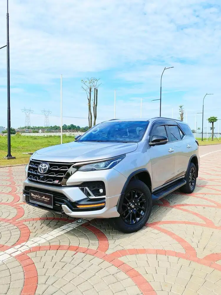 (LOW ODO) FORTUNER 2.8 GR SPORT AT 2022