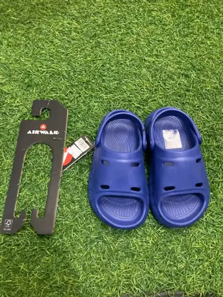 SENDAL ANAK AIRWALK