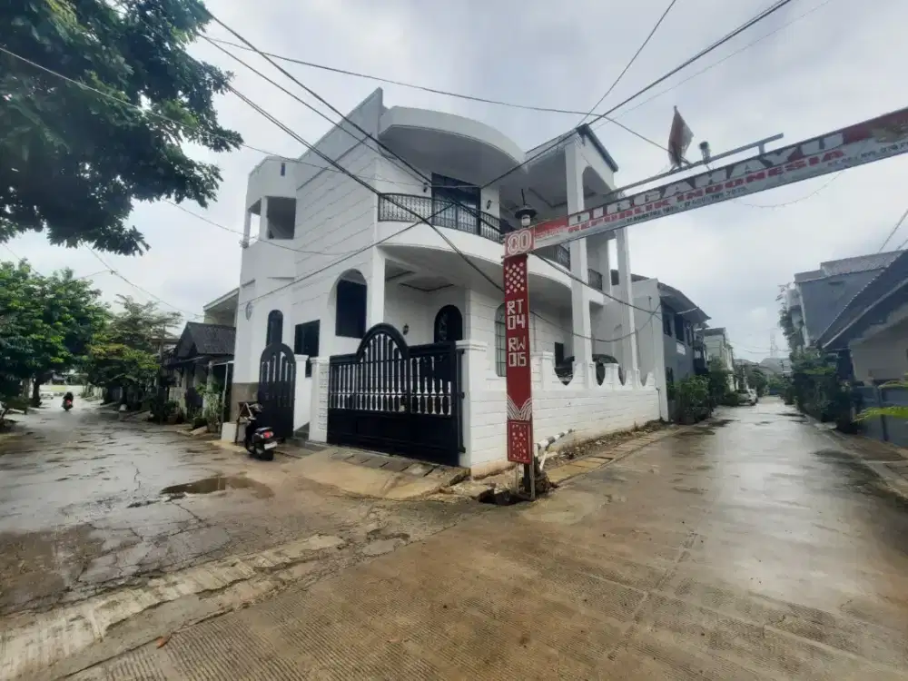 DI JUAL RUMAH 2 LANTAI POSISI DI HOOK