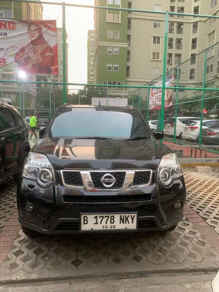 Nissan X-Trail 2013 Bensin