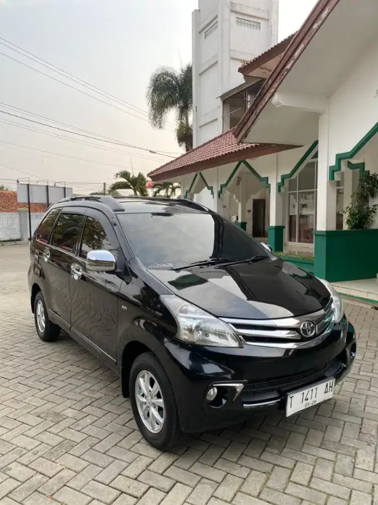 Toyota Avanza G MT 2013 hitam
