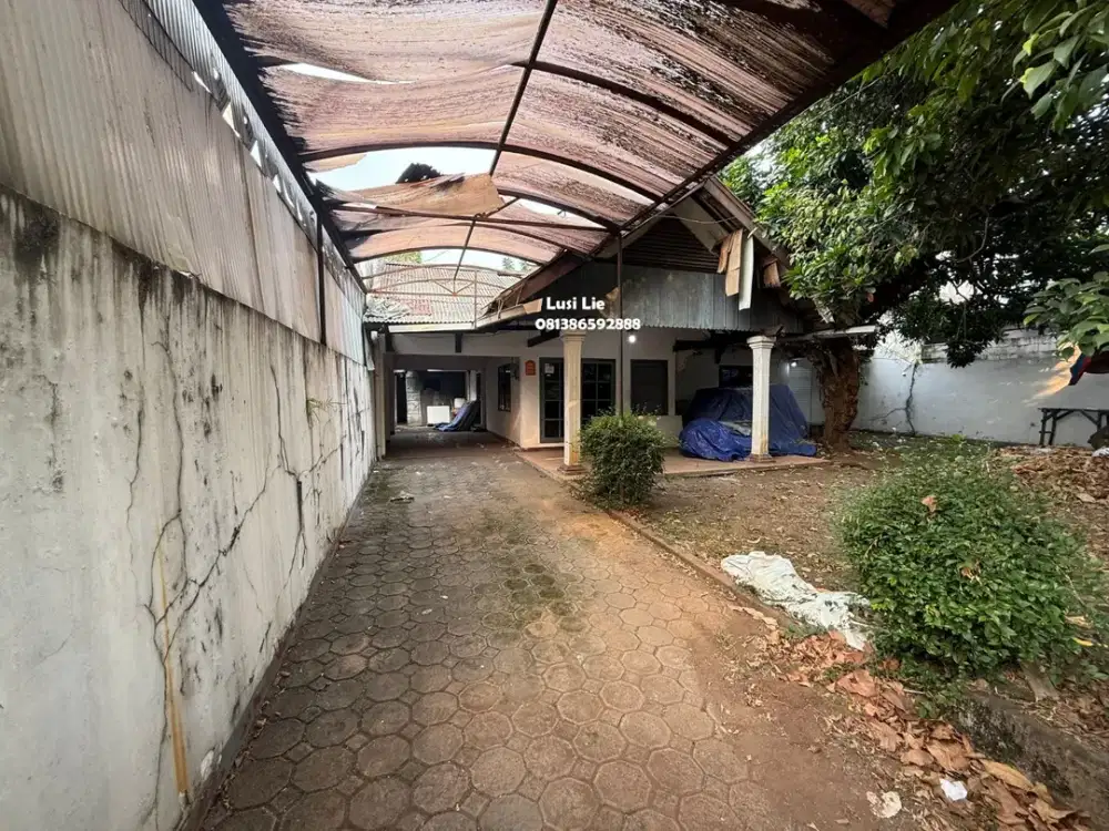 Rumah tua area komersil Jl. Setiabudi Jaksel,cocok utk usaha