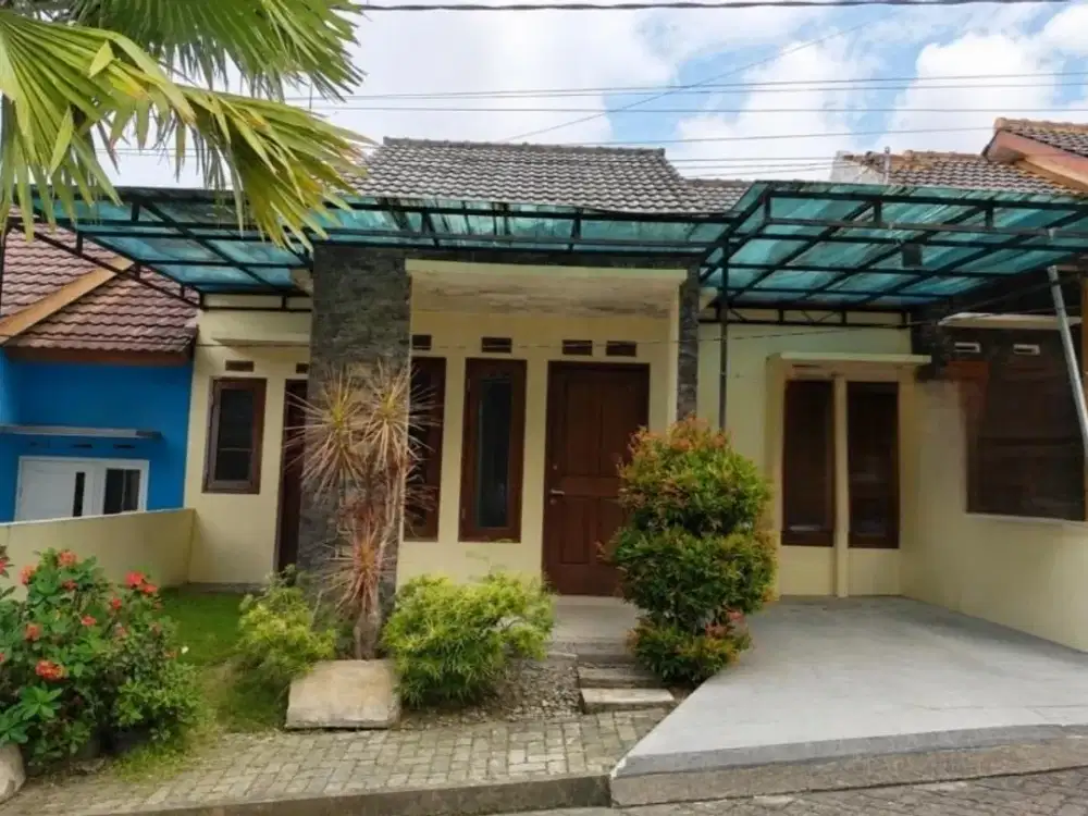 Dijual Rumah Nyaman Asri di Mutiara Panderman Residence Batu