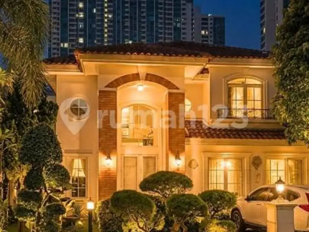 Dijual Rumah Taman Beverly Golf Lippo Central, Karawaci