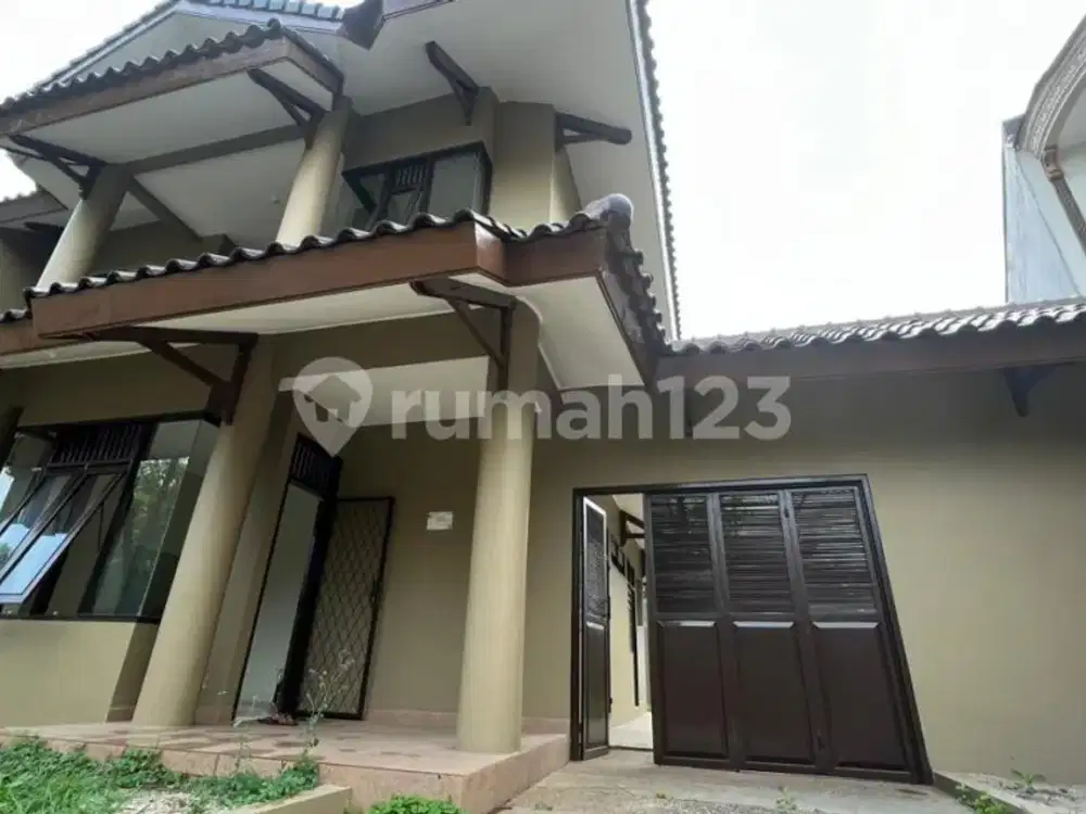 Dijual Rumah di Lippo Karawaci, Dekat Uph