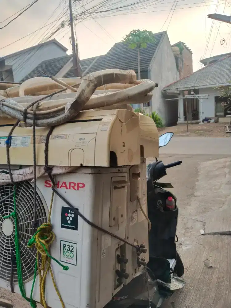 Terima ac bekas segala kondisi.. Siap jemput ke lokasi.. Harga cocok