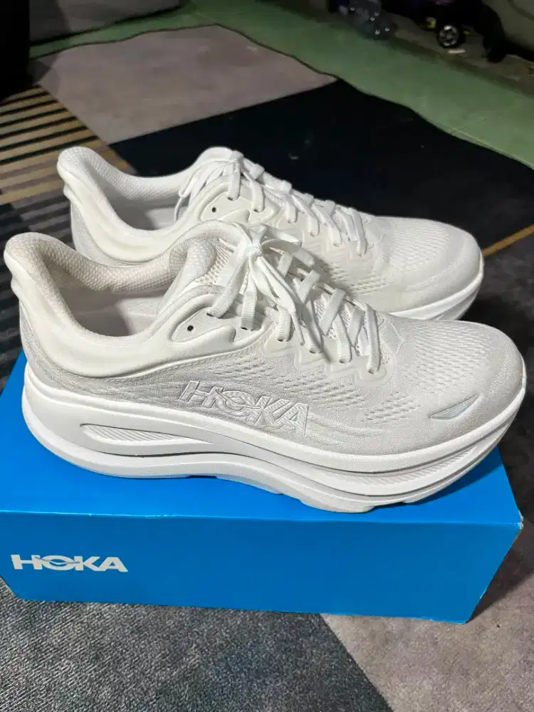 HOKA Bondi 9 (new+box)