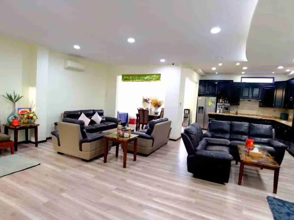 DI JUAL ATAU DI SEWAKAN  RUMAH DI SUKAJADI FULL FURNISHED