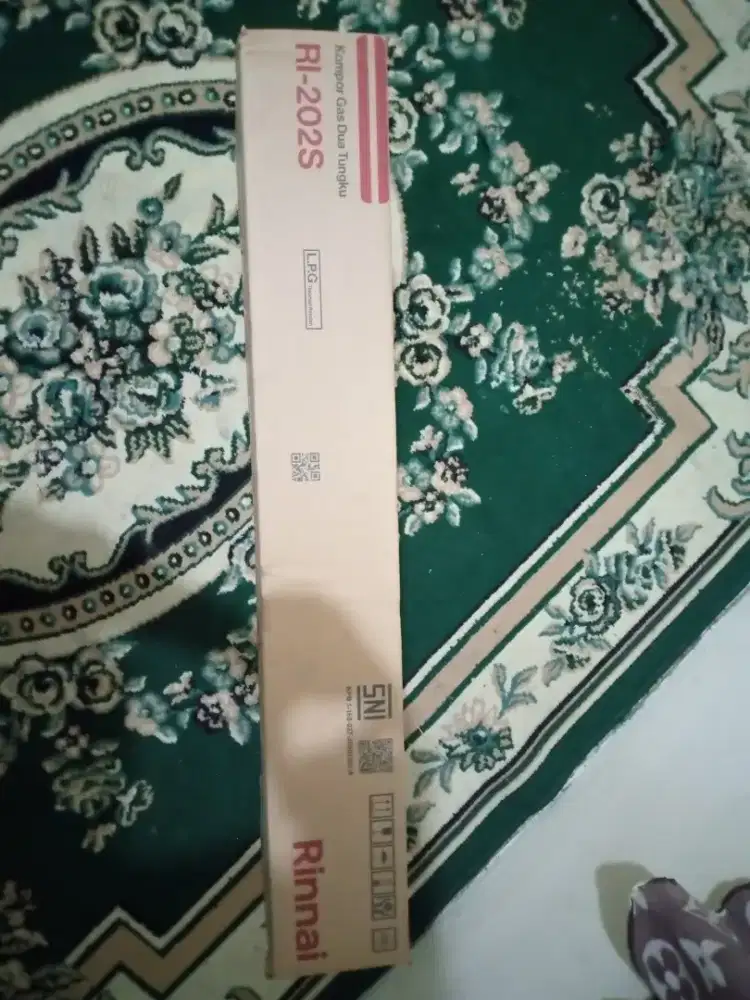 Dijual kompor 2 tungku merk rinnai.