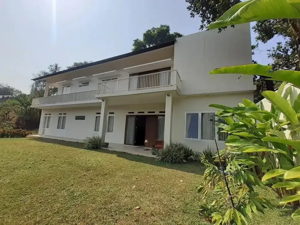 TERMURAH DIJUAL DAN DISEWAKAN RUMAH DENGAN NUANSA VILLA BUKIT PAKAR TIMUR BANDUNG