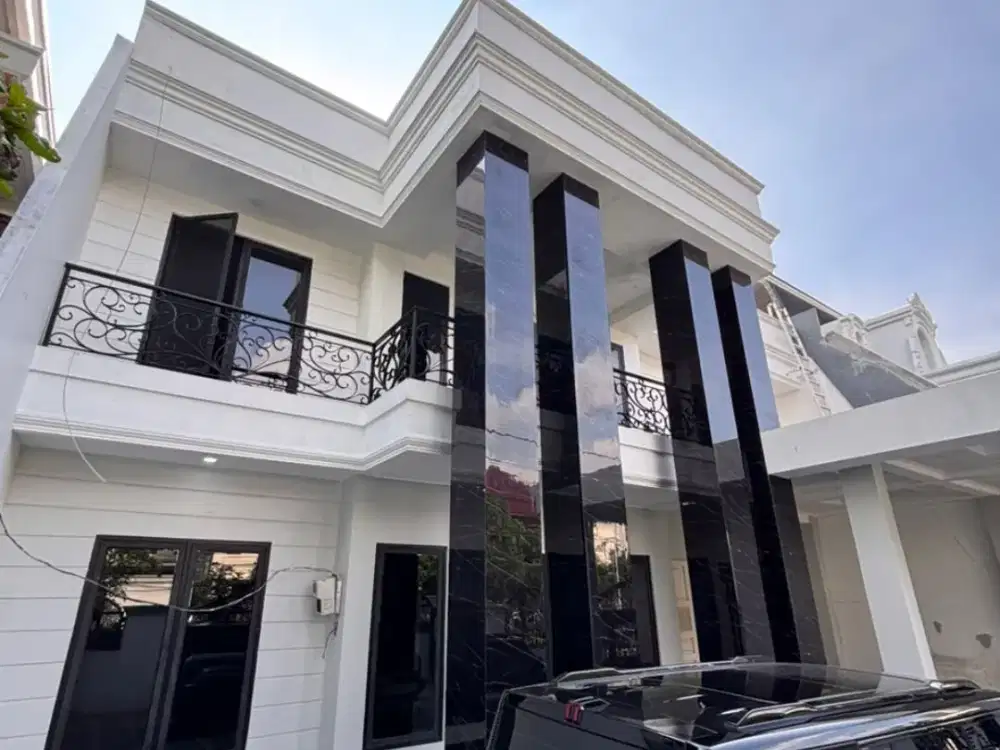 HOUSE FOR SALLE &RENT RUMAH DI JL .KARTIKA UTAMA  PONDOK INDAH JAKARTA SELATAN