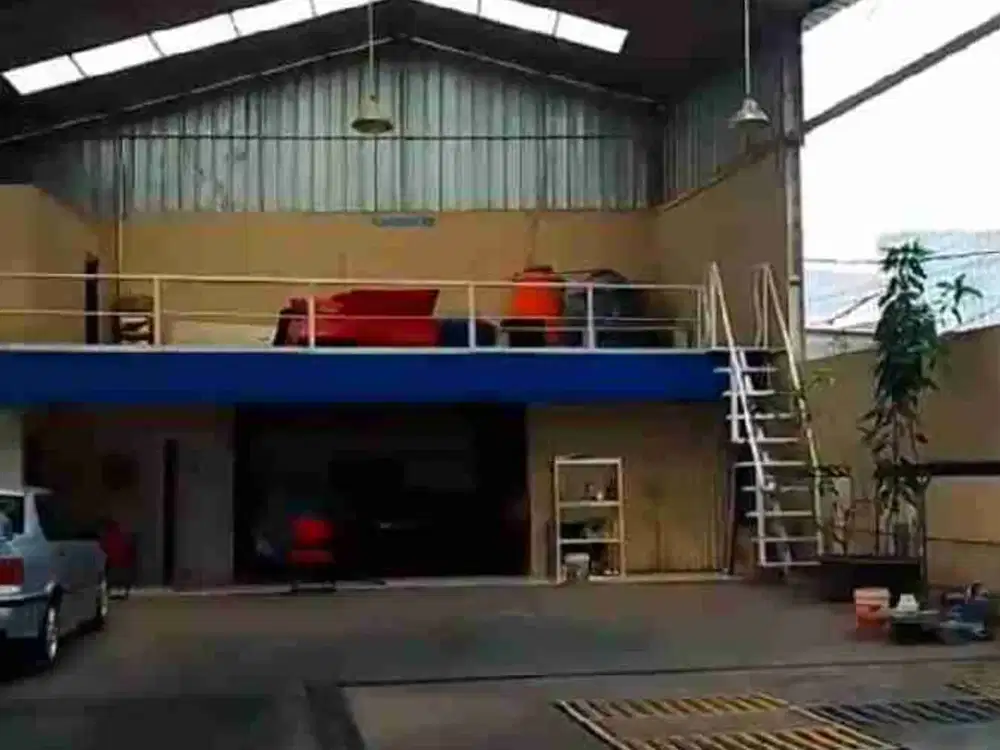 DIJUAL / DISEWAKAN
Eks Car Wash Strategis di Ciangsana