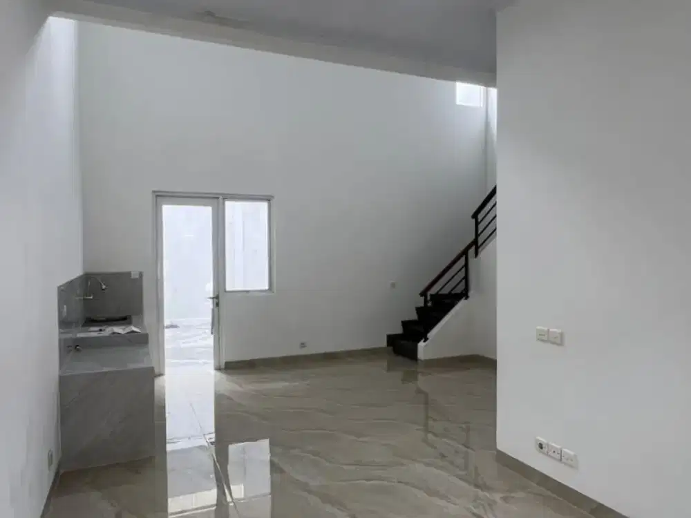 Rumah Baru Renov Siap Huni Dekat Kawasan Kuliner dan Pendidikan di Cluster Topaz Pondok Hijau Golf Gading Serpong