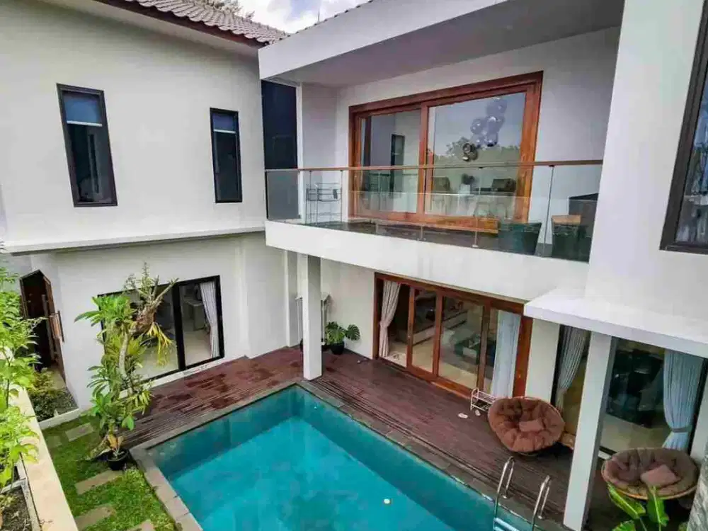 rumah modern tropis harga di bawah pasaran di kawasan elite pondok labu Jakarta selatah