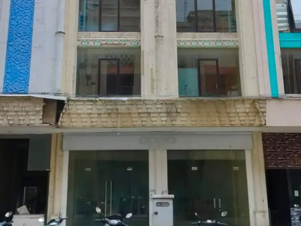 Dijual/Disewakan ruko gandeng 2 unit siap pakai di The Great Saladdin Square Depok