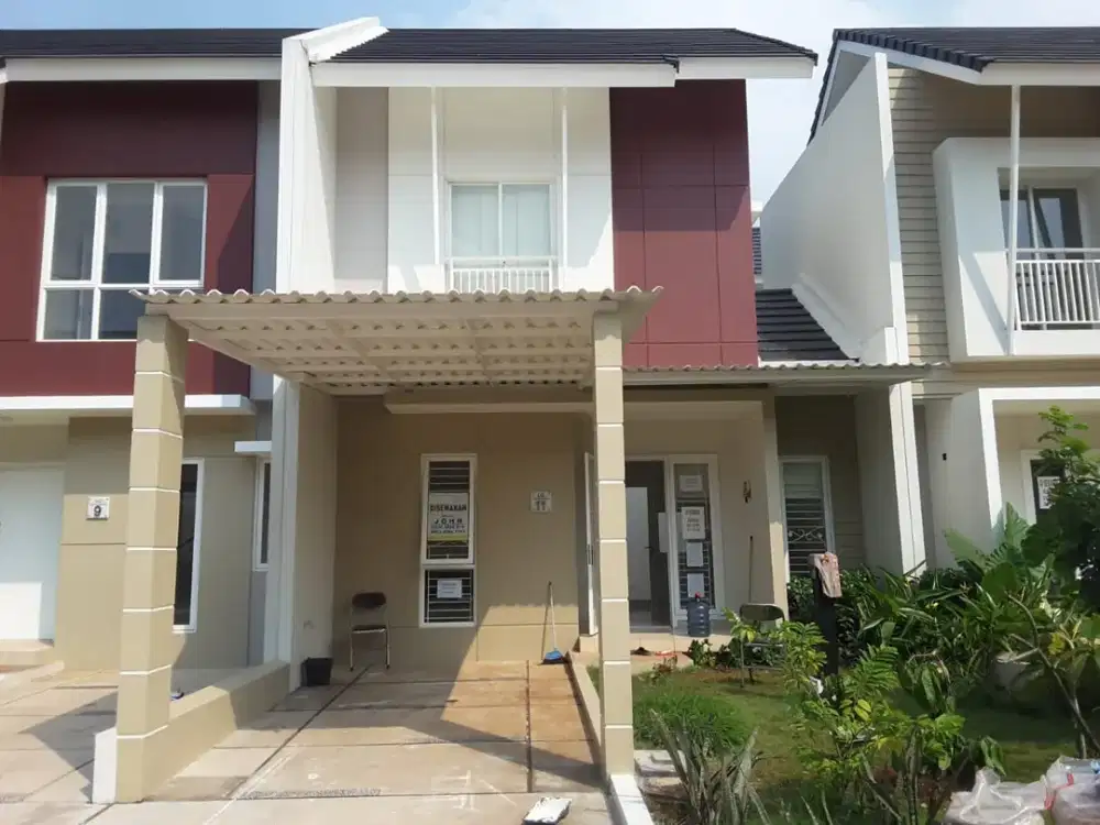 Rumah Bagus Dikontrakkan/DIJUAL di Karawang  rumah 2 lantai di Summarecon emerald advani 3, karawang timur