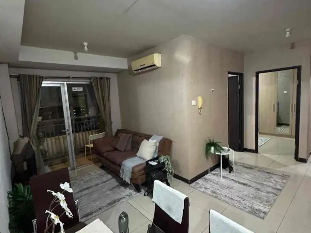 Sewa Apartemen 2BR Full Furnished, View Pool – Cosmo Mansion Thamrin